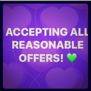 💕ACCEPTING ALL REASONABLE OFFERS💕